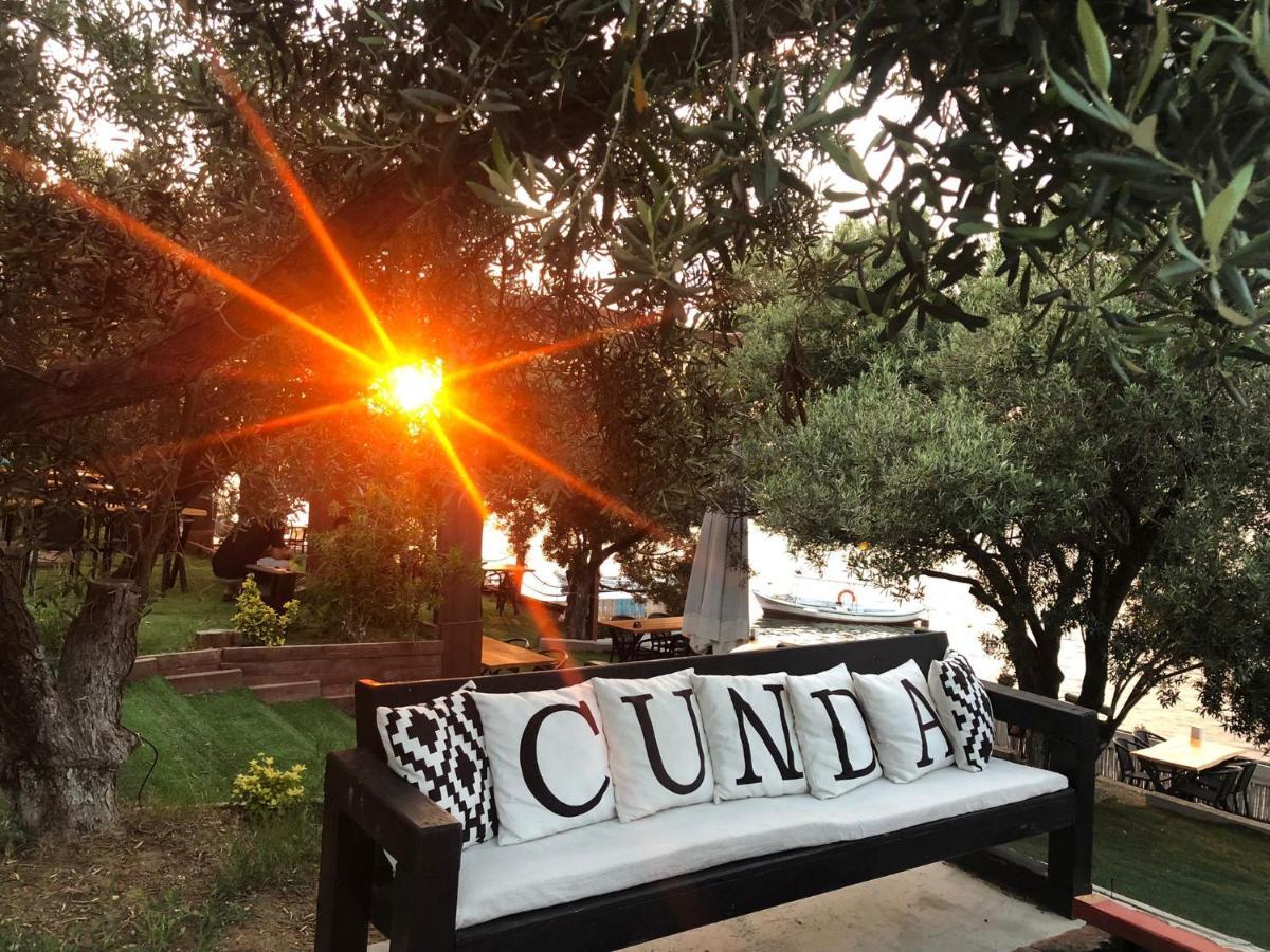 Qcunda Otel Ayvalı Exterior foto